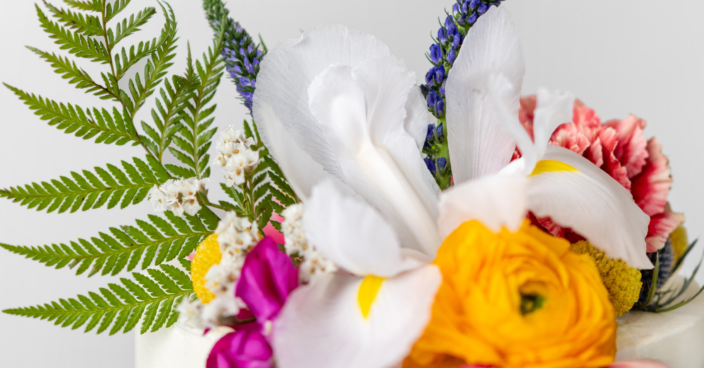 Fresh flowers on a cake