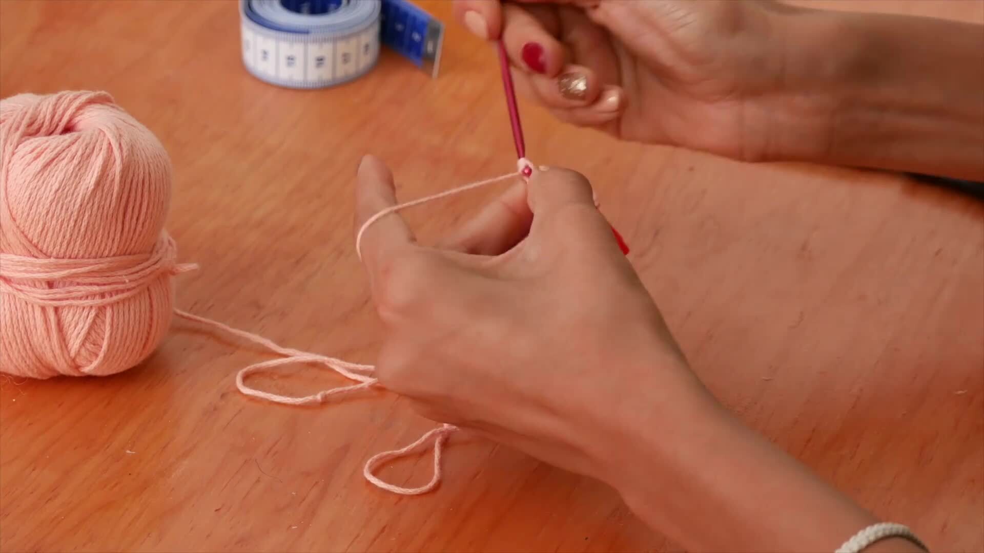 Crocheting the Tulip Flower