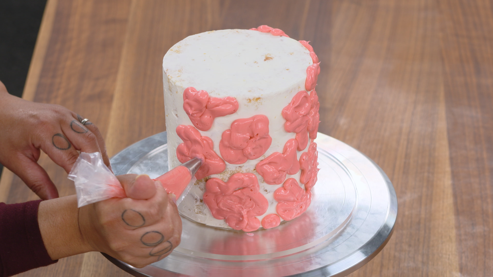 Piping the Floral Design